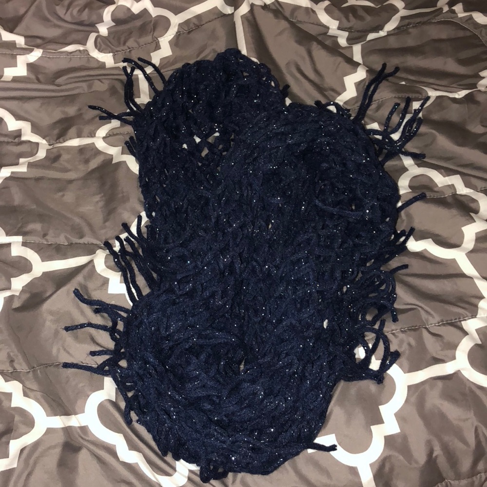 Scarf - Picture 2 of 2